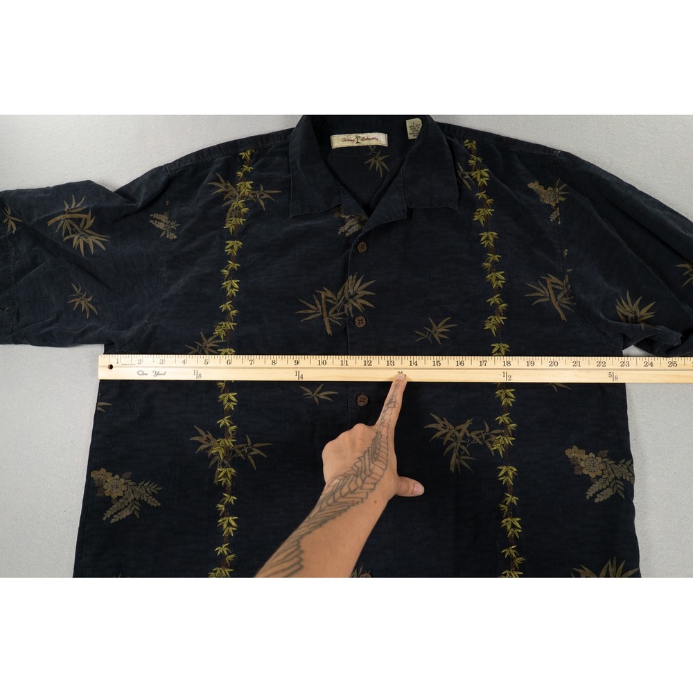 Tommy Bahama Mens Large Black 100% Silk Bamboo Floral Print Camp Shirt Short Slv - Picture 6 of 7